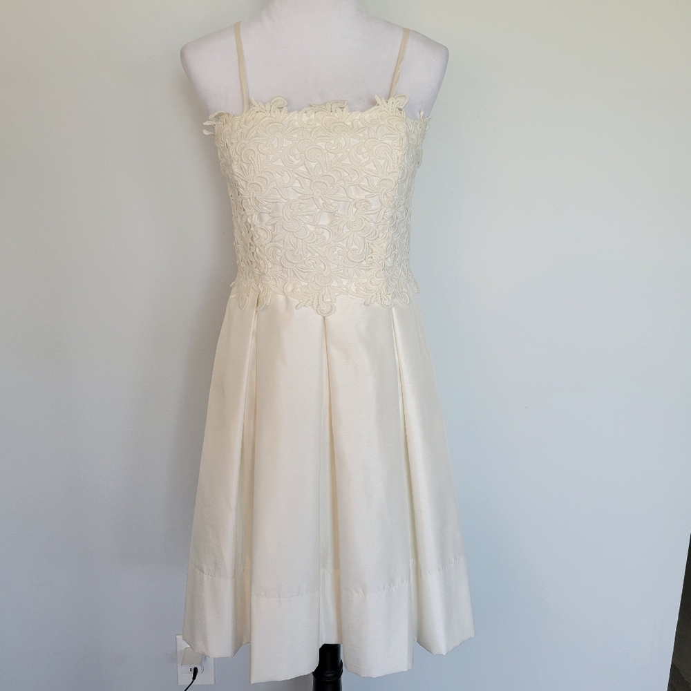 ELIZA J White/Ivory Bridal Wedding Two Pockets Spaghetti Straps Dress Beach Sz 8